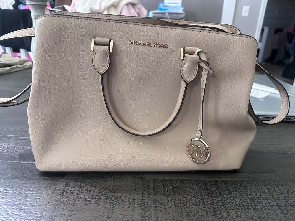 Michael Kors Savannah Medium Saffiano Leather Satchel some spots in pics